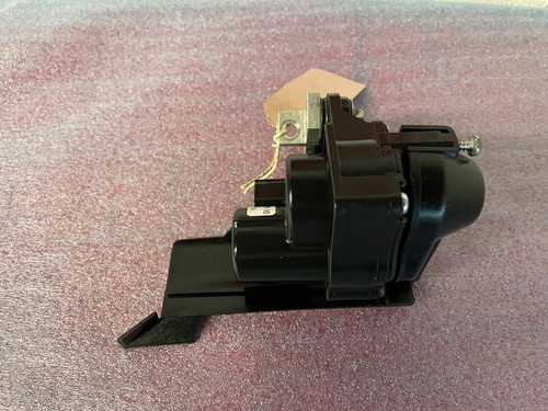 YAMAHA R1 SERVO MOTOR R1 5PW EXHAUST MOTOR 4C8 EXHAUST SERVO MOTOR R1 5VY SERVO - Picture 2 of 4