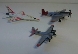 vintage diecast airplane set usaf f16 p51d mustang b17 bomber road