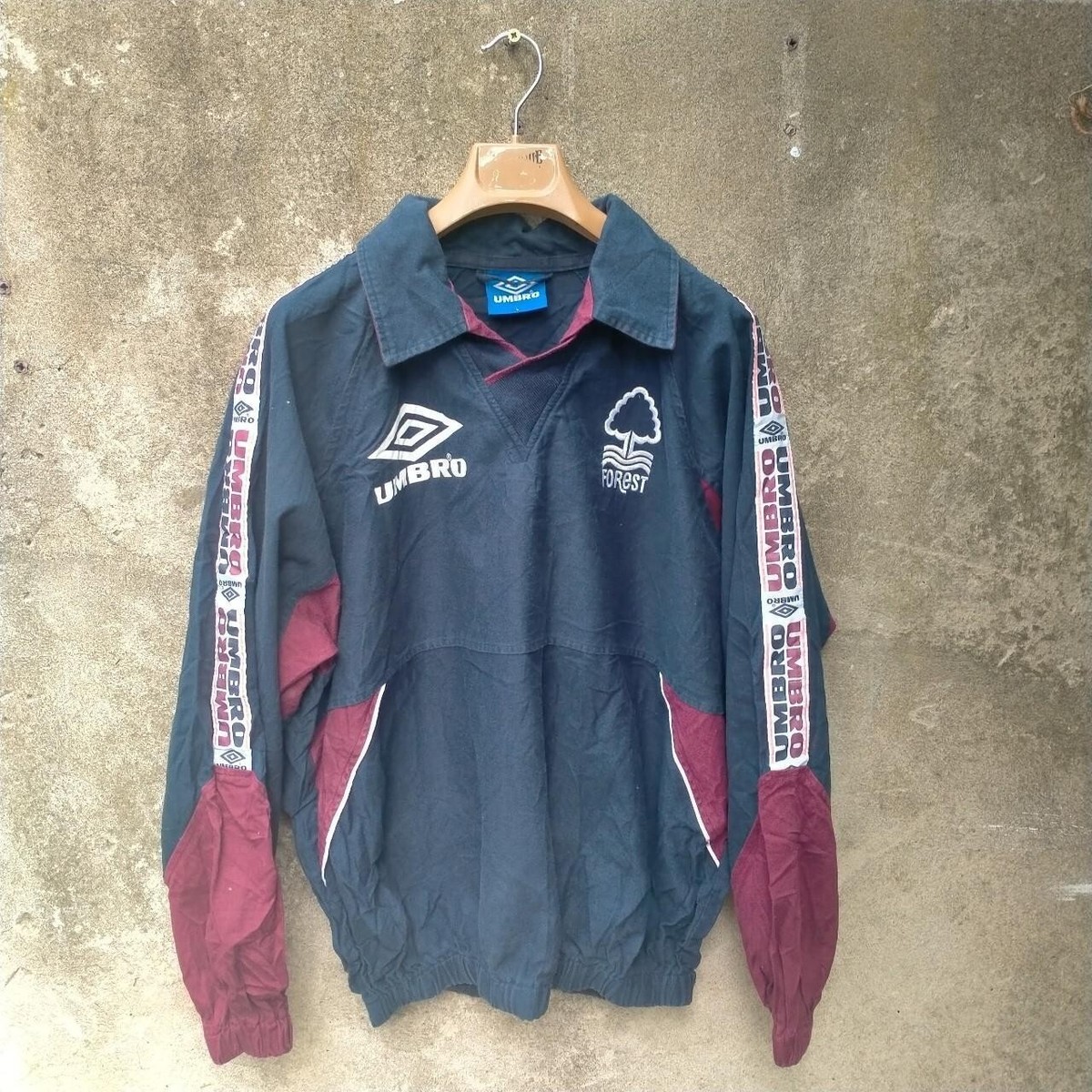 ウェア Nottingham Forest Roy 22 Copa Nottingham Forest Away Roy 22 Retro Jersey 1995-1997