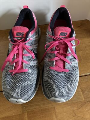 NIKE Athletic Shoes Women s 7.5 Running Walking Hiking Lace Grey Flyknit One