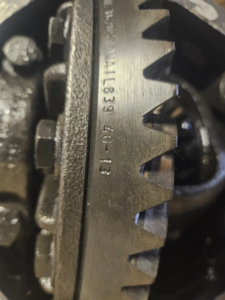 OEM 1997 FORD F250 3.55 DANA 50 4X4 FRONT AXLE DIFFERENTIAL ASSEMBLY OBS - Image 4 of 4