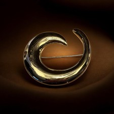 Vtg Modernist Gold Tone Abstract Wave Brooch 2.25” Sculptural Mid Century Style