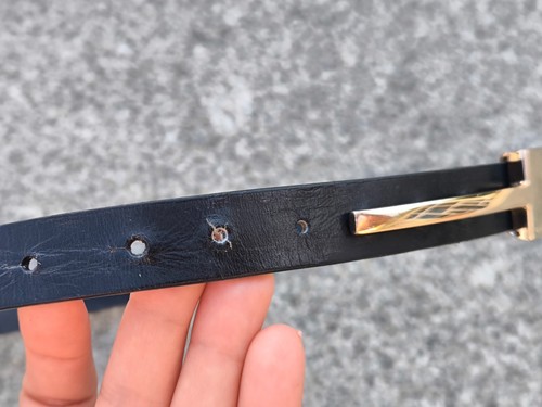 GUCCI Cinturón Minimal Cuero Negro Tono Dorado Hebilla Mujer 80 (32) CAÑA USADA - Imagen 16 de 18