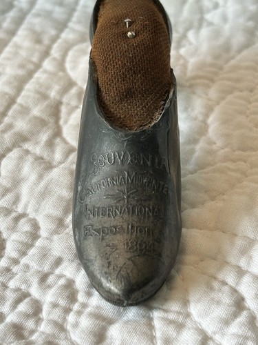 1894 California Souvenir Midwinter International Exposition PIN CUSHION SHOE - Picture 3 of 9