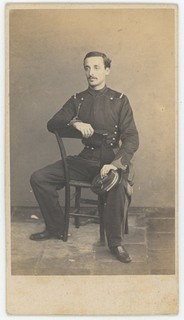 CDV militaire circa 1860 65. Artilleur. Artillerie. Nommé au dos à identifier.
