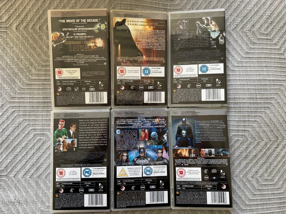 UMD Movie: Batman (Begins, Batman & Robin, Forever, Returns, Dark Night) Bundle Foto 2 de 4