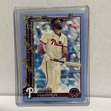 2025 Topps Holiday - Bryce Harper #H69 Holiday Light Blue & White Glitter