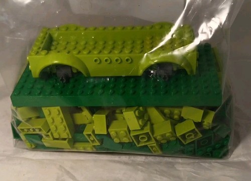 LEGO Green Used Lot bricks plates various pieces. - Picture 4 of 7