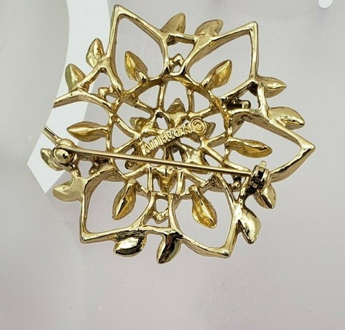 VTG Sarah Coventry Floral Brooch Gold Tone Scatter Pin Open Metalwork 1.75" - Picture 11 of 11