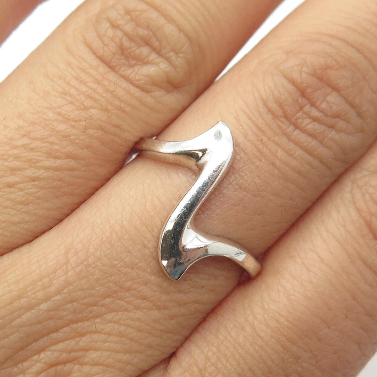 Silver zig zag ring deals