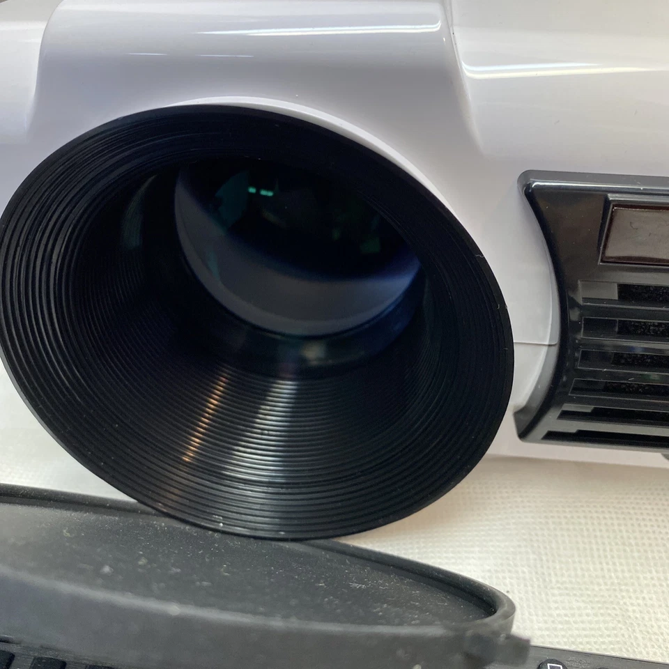 Pyle PRJD903 Pyle Digital Multimedia Projector, Full HD 1080p Support Mac & PC - Image 3 of 4