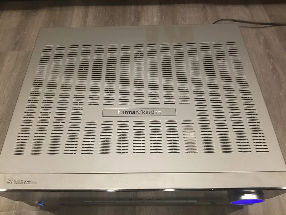 harman kardon AVR 140 6.1 Channel Home Theater Reciever - Image 2 of 4