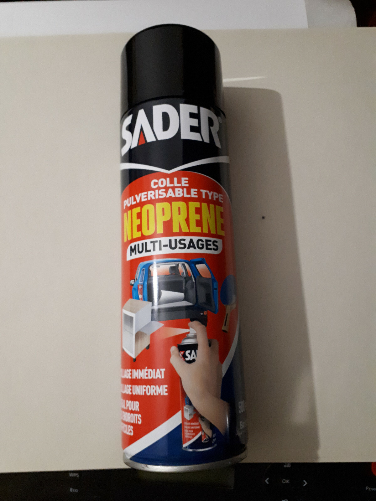 Colle néoprène spray Sader aérosol universel 200ml pour bois plastique et tissu