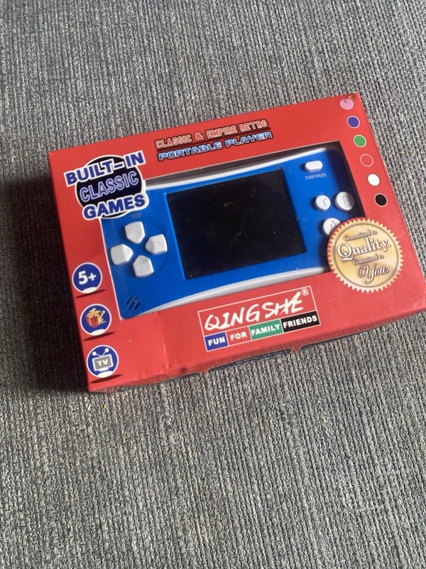 Qingshe RS-1 Retro Handheld Game Console 152-in-1 Classic 8-Bit Kids Portable