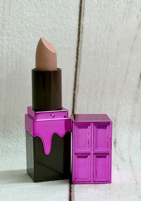 NWOB I Heart Revolution Chocolate  - Chocolate Chip Cookie Dough - Lipstick