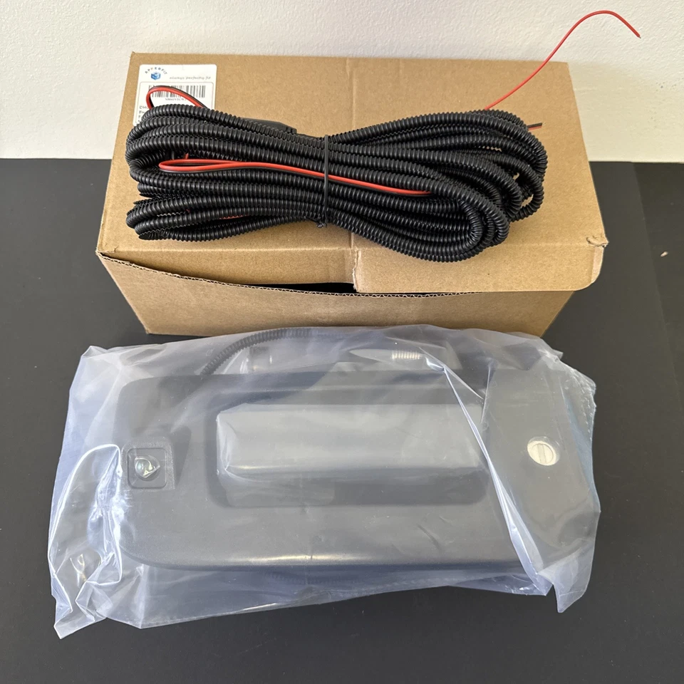 Backup Camera with Tailgate Handle For 2007-2014 Chevy Silverado/GMC Sierra 1500 - Image 3 of 4