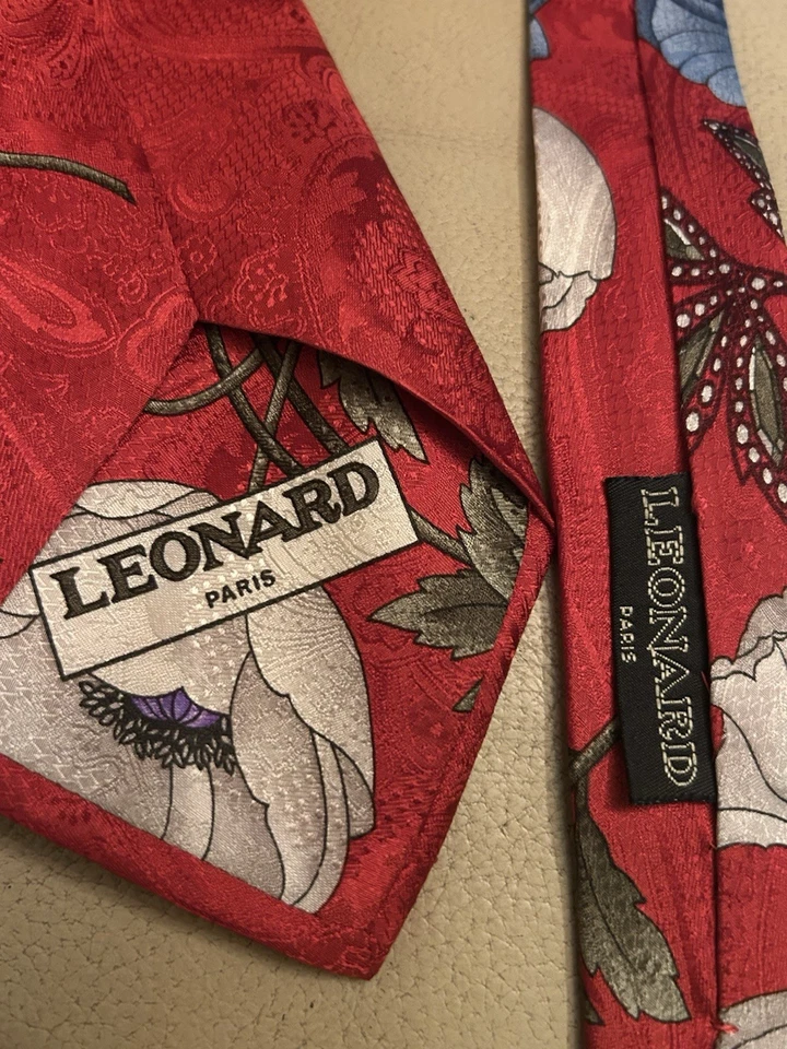 Classy “Leonard” 100% Silk Ti, de Paris; one of its kind..   - Image 4 of 4