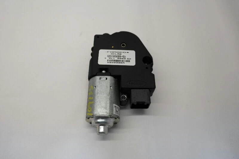 2011-2019 FORD FIESTA SUNROOF SUN ROOF MOTOR - Image 2 of 4
