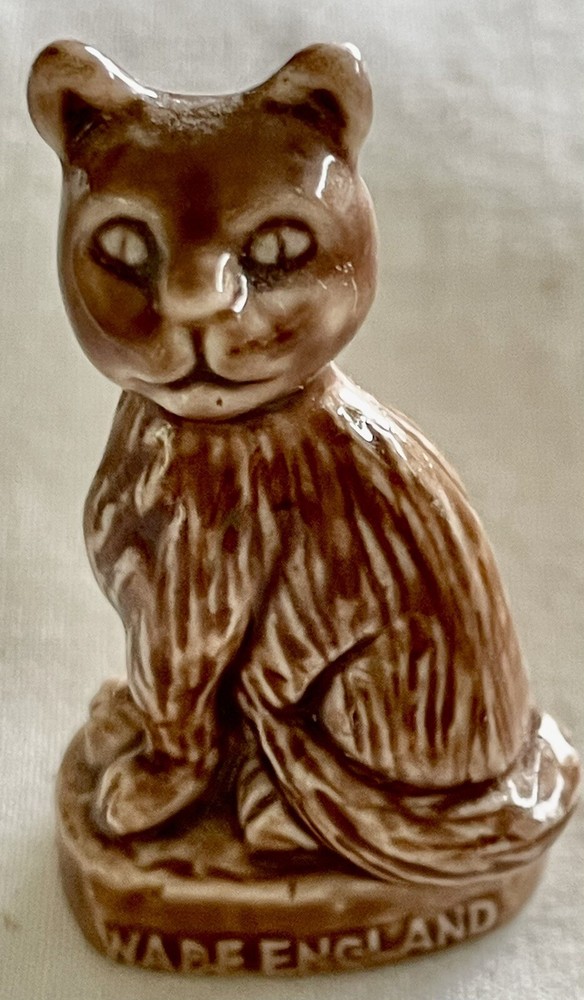 Wade Whimsies Red Rose Tea Figurines~Pet Shop Series~Brown Cat