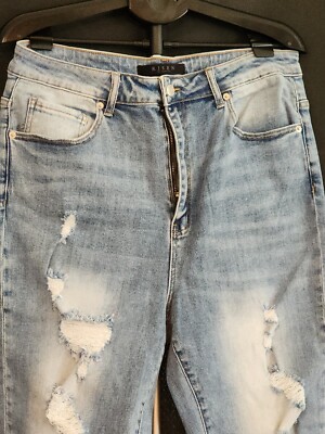 Risen from  LOS ANGELES  High Rise Size 1X Distressed Straight Denim Jeans