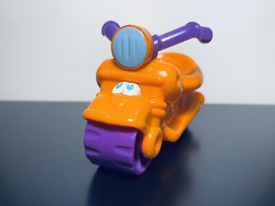 2003 PLAYSKOOL Weebles Weeble Wobble ORANGE MOTORCYCLE SCOOTER VEHICLE