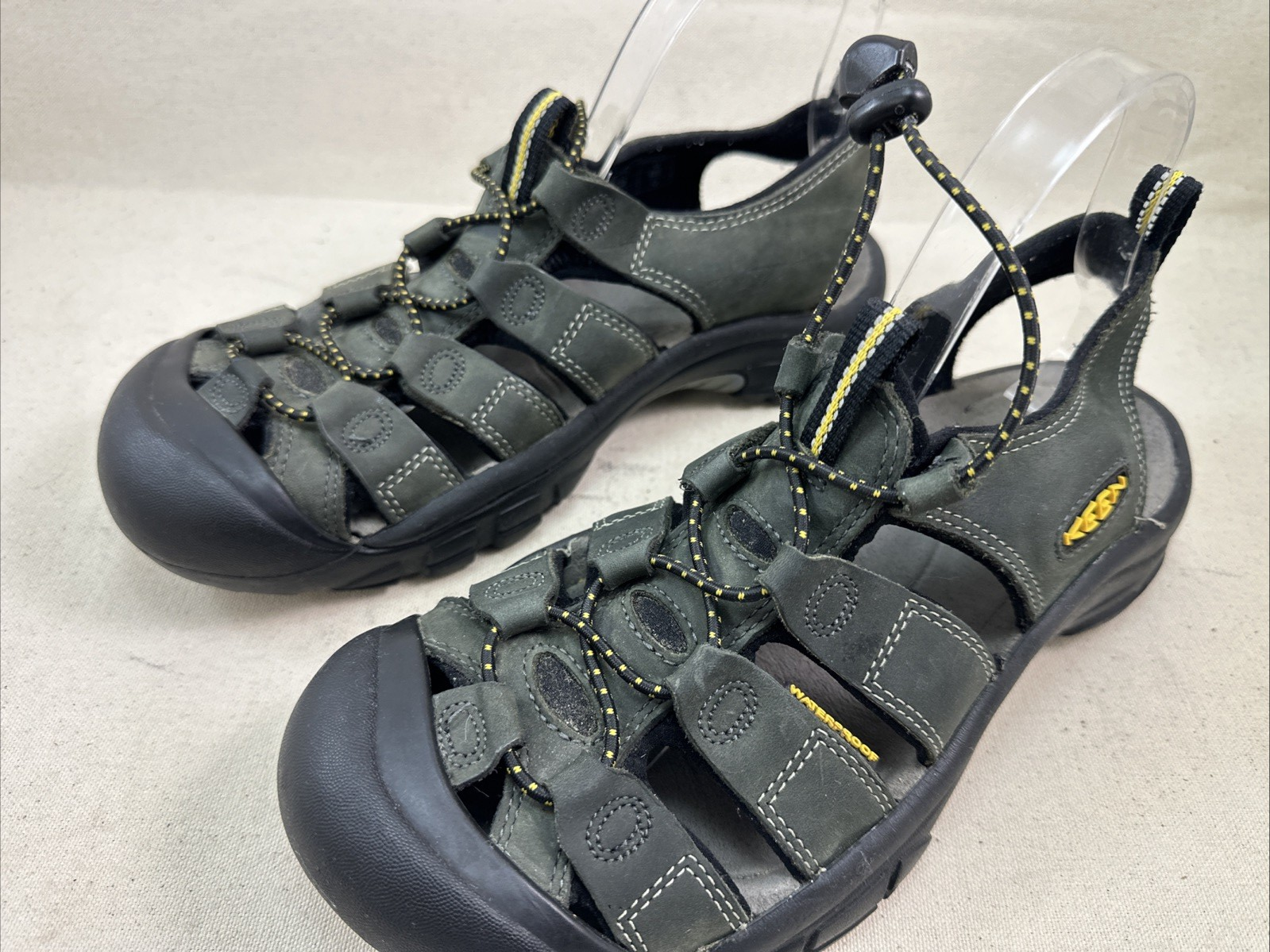 Keen Sandali Bisonte Pelle Impermeabili Escursionismo Pescatore Uomo 8 Verde Scuro