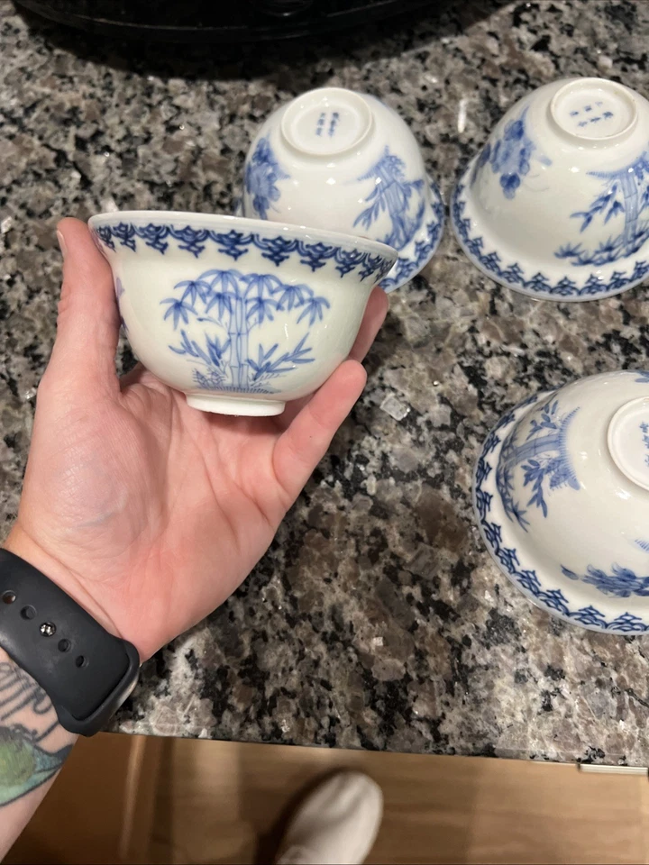 Lindo conjunto de 4 xícaras de chá e pires feitos por Zoshuntei Sanho período Edo japonês - Imagem 2 de 4