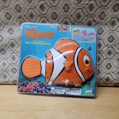 Big Time Toys Finding Nemo Battery-Powered Real Swimming Nemo Water Toy NEW 2003