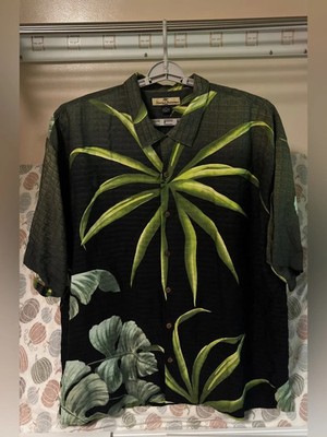 Tommy Bahama Black 100 % silk Button-Up Shirt with Green Tropical Leaf Print