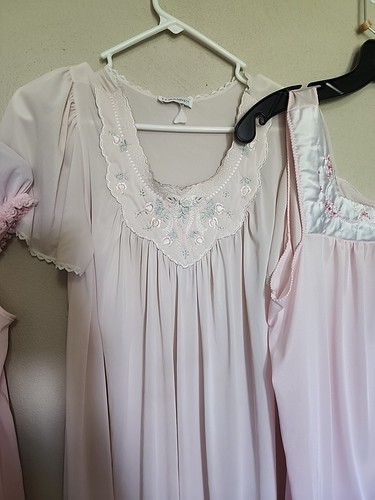 Lotto Vintage JC Penney Maxi Baby Doll Sissy Camicia da Notte Pizzo Ricamo Lorena - Foto 9 di 19