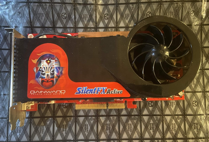 Gainward Bliss 7800GS+ 512MB (T352-PM8370-GS) (G70) Tested under Win XP/3DMark05