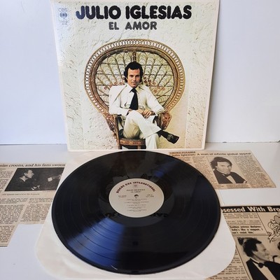 Julio Iglesias EL Amor Vinyl CBS Record Album 1980 LP w/cut up newspaper LP