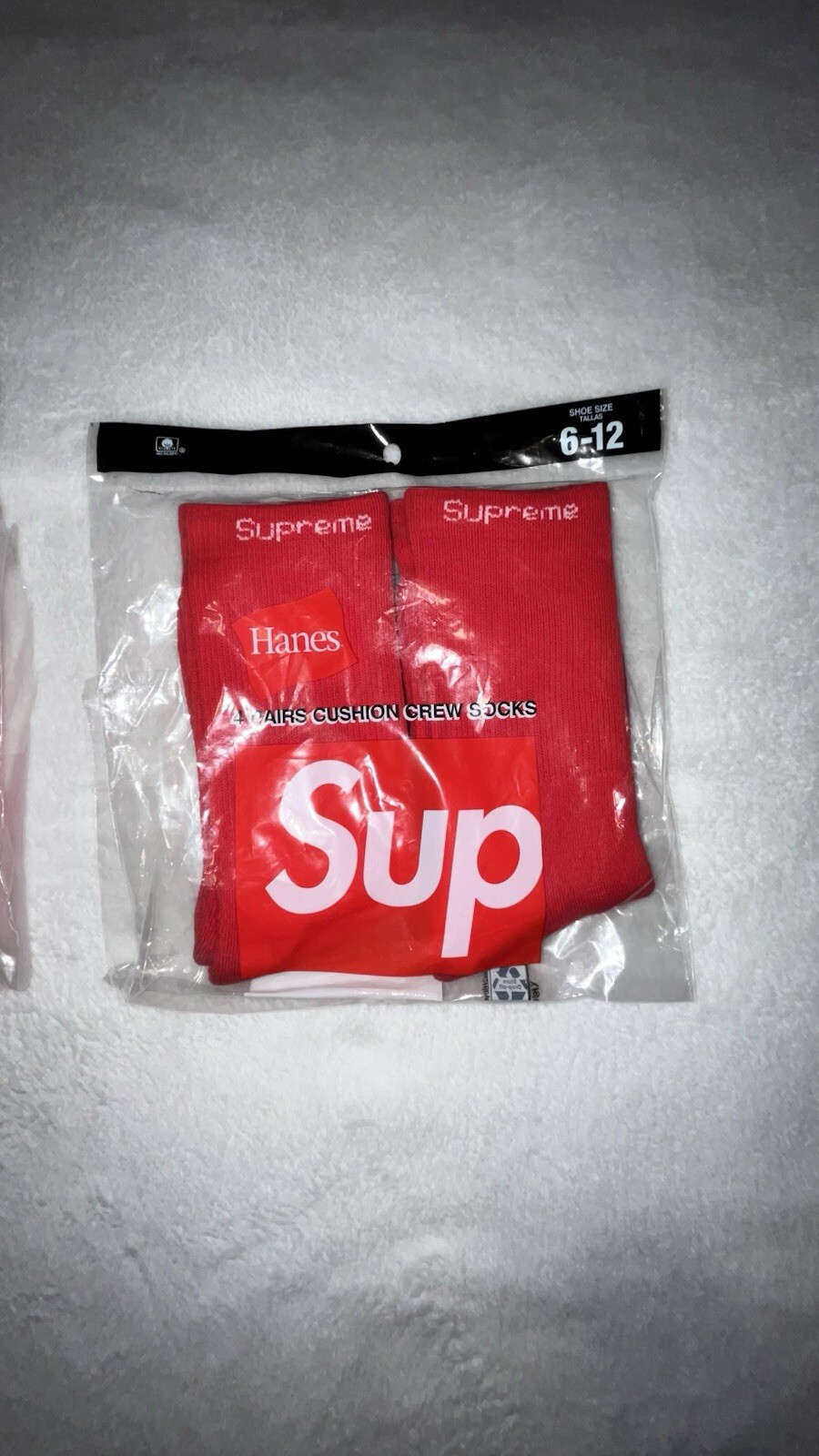 Supremë Red Socks 2 Pack! 6-12 Shoe Size!