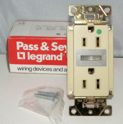 Pass & Seymour Legrand Hospital Grade Transient Voltage Surge Supressor 6262-ISP