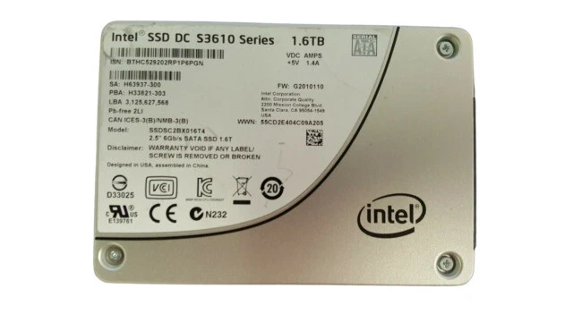 Gabinetes de unidades de computadora Intel y Muelles