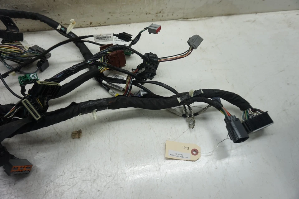 Arnés de cables para tablero de instrumentos Ford Expedition 2015-2017 OEM FL1T14401 Foto 2 de 4