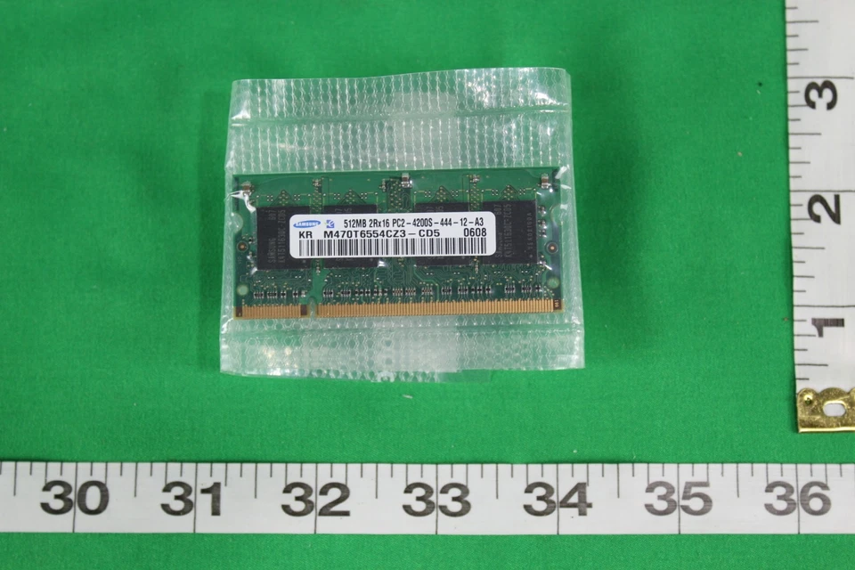 NEW, SEALED, SAMSUNG 512MB PC2-4200S DDR2 SDRAM LAPTOP MEMORY 2RX16 - Image 3 of 3