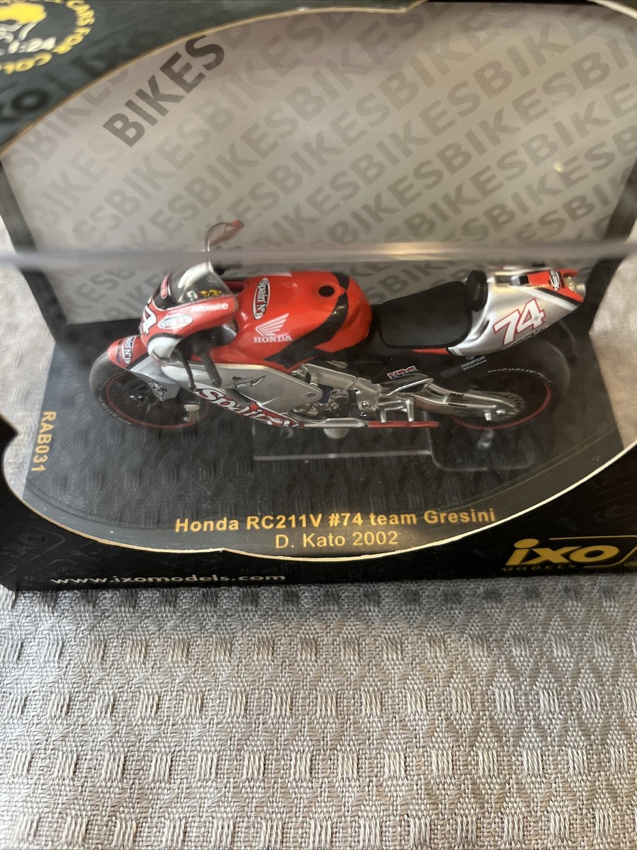 IXO Models Motorcycles: Gresini Honda RC211V #74 Daijiro