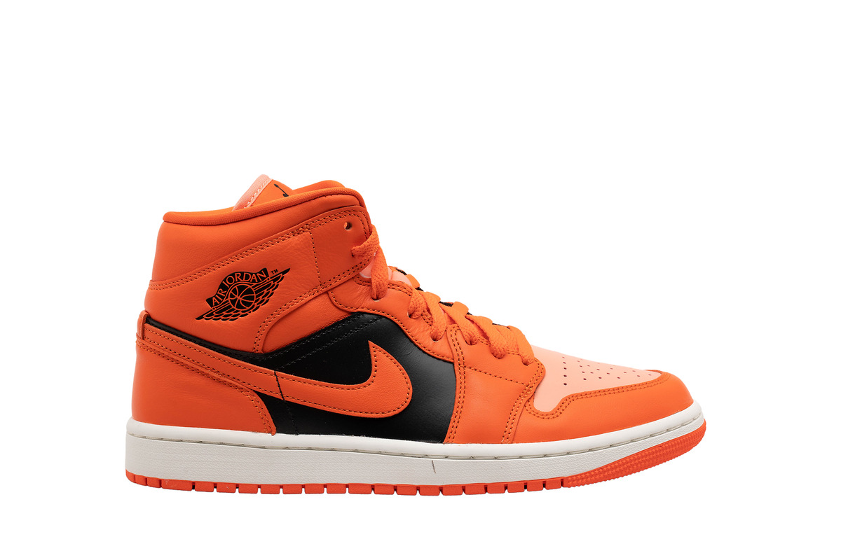 Air Jordan 1 MID Knicks - Stadium Goods in 2023  Air jordans, Jordan 1  mid, Blue and orange jordans