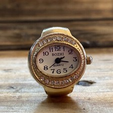 Bozhi Stretch Band Quartz Ring Watch