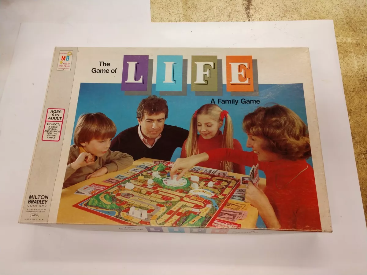 The Game Of Life Game - Who Makes More Money? 