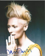 OSCAR WINNER TILDA SWINTON HAND SIGNED AUTHENTIC HOT 8X10 PHOTO D w/COA PROOF