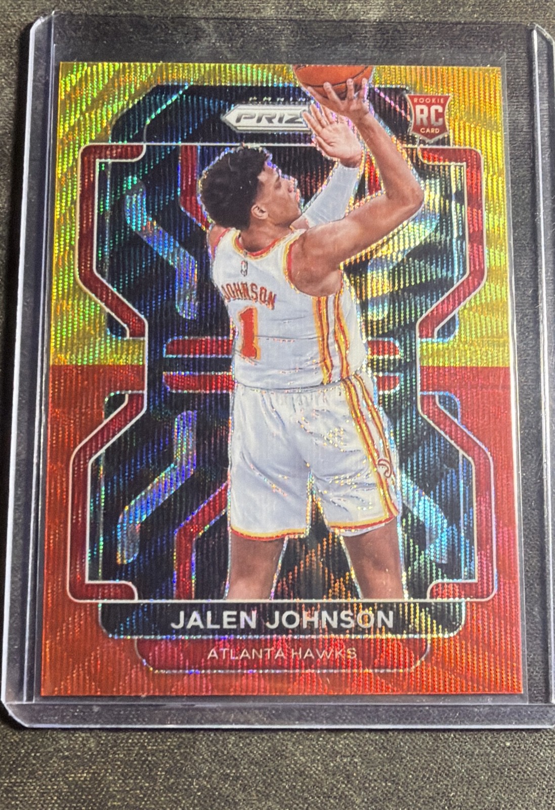 2021-22 Panini Prizm - Jalen Johnson #305 Red & Gold Wave Prizm (RC) COLOR MATCH