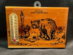 VTG Souvenir Wood Thermometer Bears Mom & Cub Nashville Home of Country Music