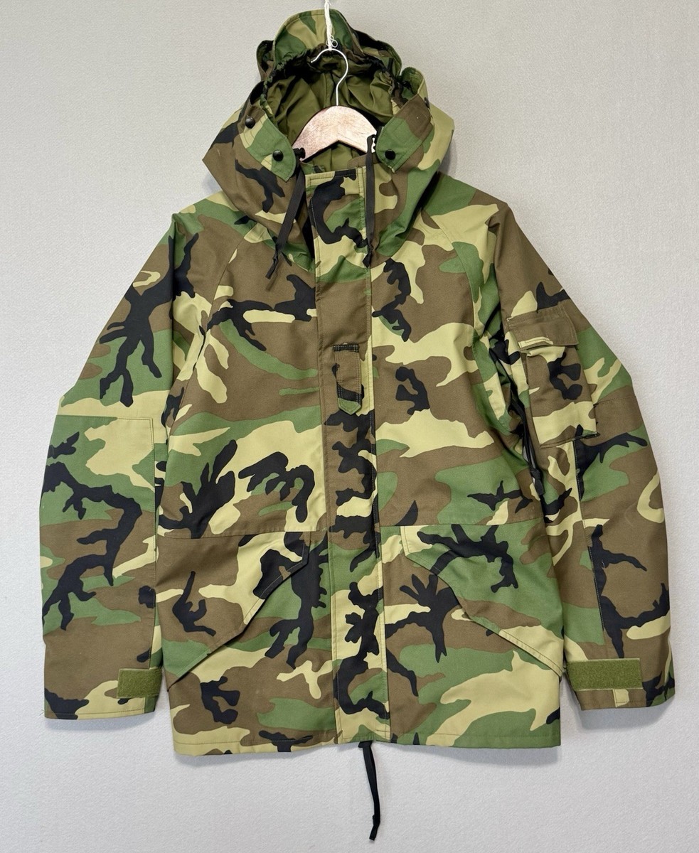 US Military GEN 1 - ECWCS Cold Weather Gore-Tex Camo Parka Size