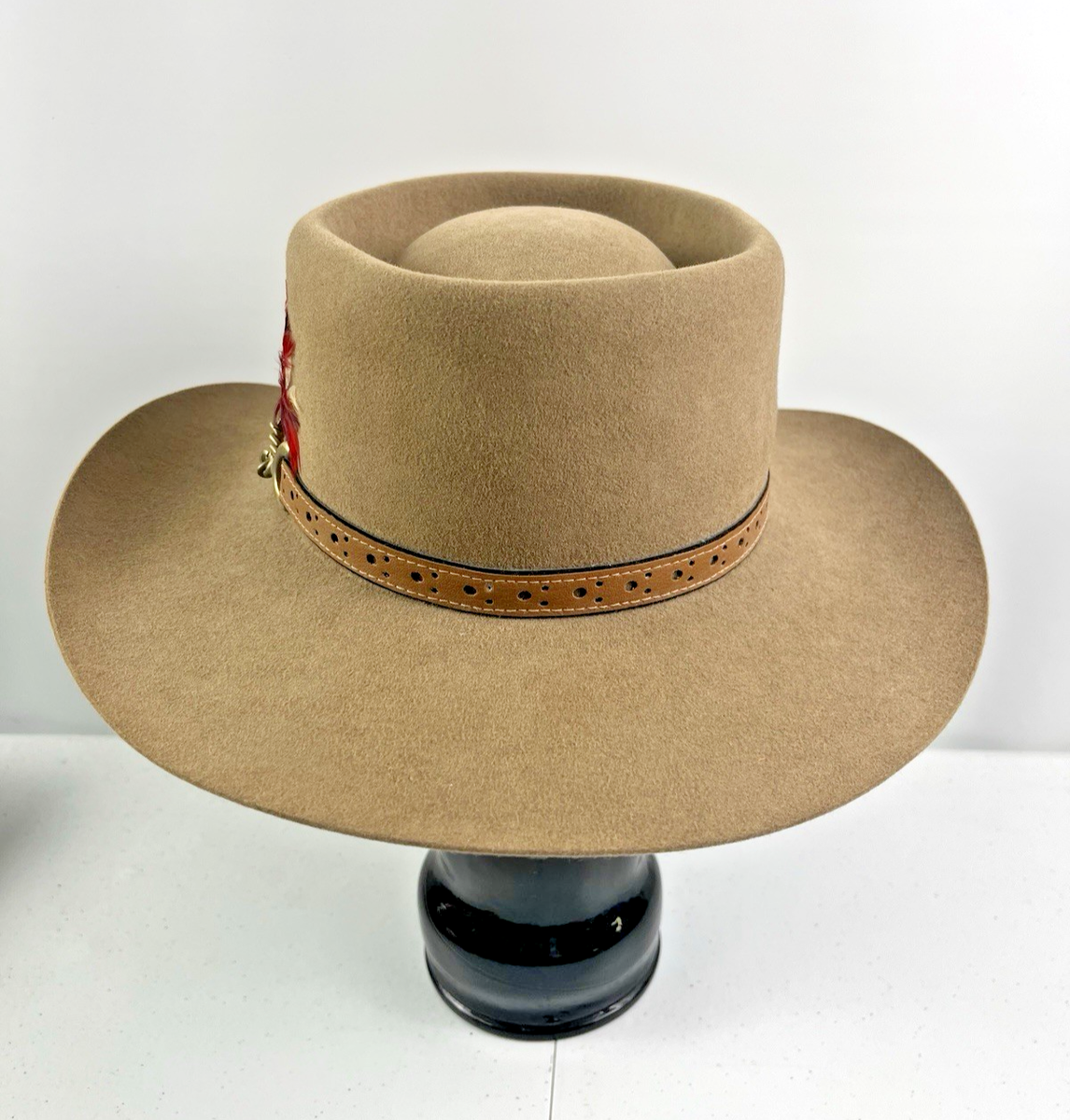 AKUBRA Down Under Tan Pure Fur Felt Hat Made In Australia Sz