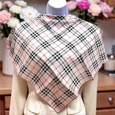 New-  Burberrys Mini Sxarf 19.5  Cotton/Silk Light Pink Beige check (98