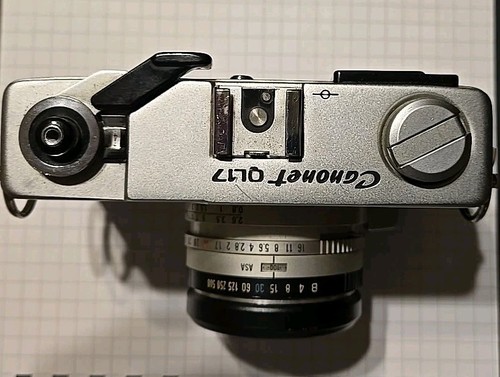 Vintage Canon Canonet QL17 35mm Film Camera W/ Case - Picture 5 of 15