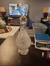 Vintage Mogen David Clear Glass Wine Decanter marked MD 1976 W/ Matching Stopper