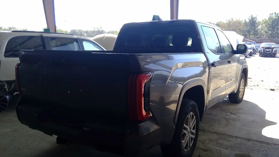 Alternator Fits 22-23 TUNDRA 5213927 - Image 4 of 4